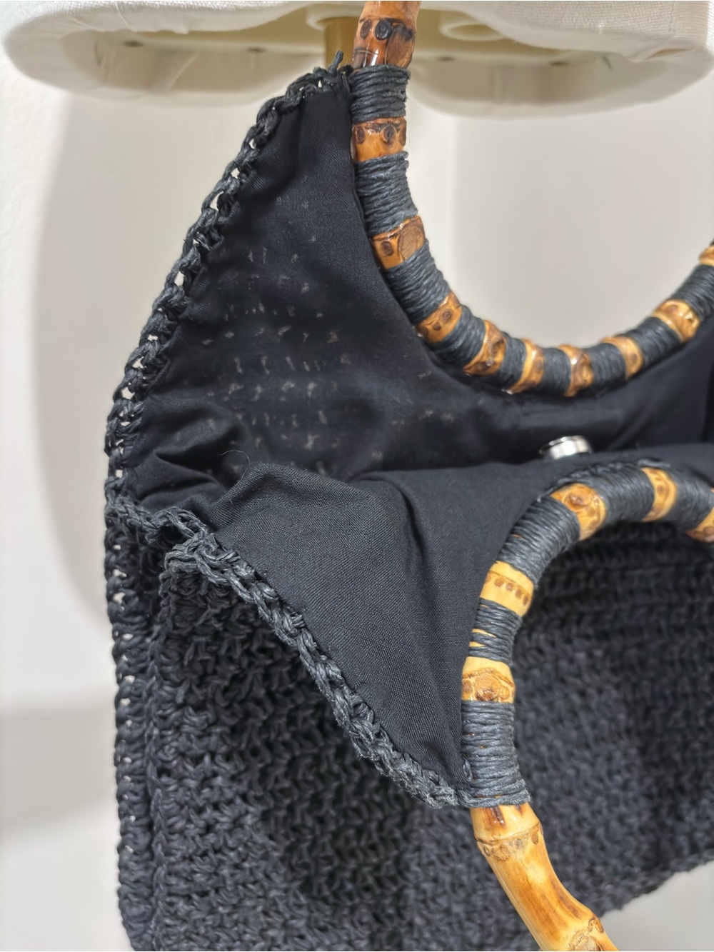 Vintage Woven Straw Style Crochet Handbag Tote with Brown Bamboo Ring Handles - Picture 6 of 8